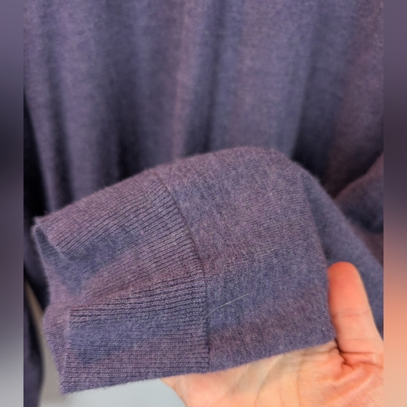 Newman Marcus Cashmere Purple V-Neck Sweater Size XXL In VGUC - Picture 4 of 10